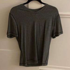 Dark grey lululemon short sleeve t-shirt